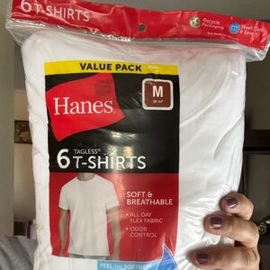 Hanes Men's Tagless White T-Shirts - 6 Pack